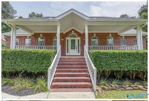 11132 John Pugh Rd, Tanner, AL, 35671-3632 | Card Image