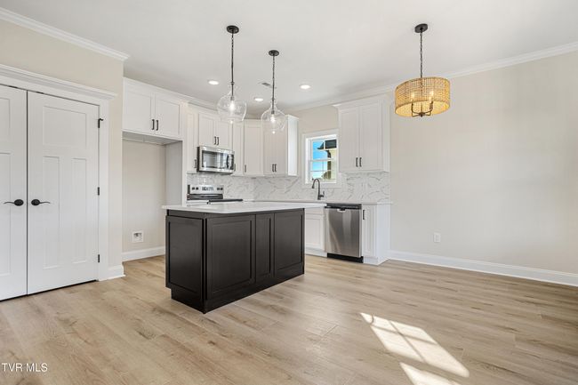 2013 Presley Xing, House other with 3 bedrooms, 3 bathrooms and null parking in Jonesborough TN | Image 11