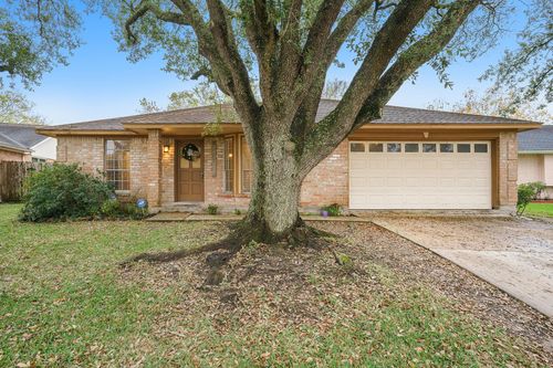 17306 Fife Ln, Webster, TX, 77598-3012 | Card Image