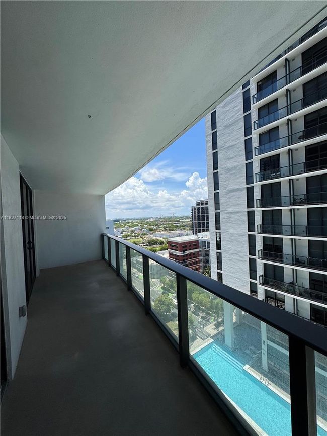 APT-1517 - 1600 Ne 1 St Ave, Condo with 1 bedrooms, 1 bathrooms and null parking in Miami FL | Image 10