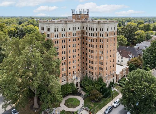 apt-10e-2140 Bonnycastle Ave, Louisville, KY, 40205-1375 | Card Image