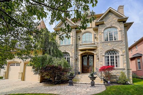 56 Weaver Crt, Kleinburg, ON, L0J1C0 | Card Image