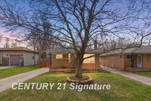 2566 Dawes Ave, Shelby Twp, MI, 48317-3636 | Card Image