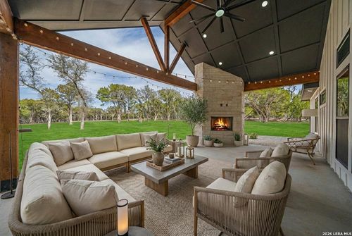 1271 View Ridge Rd, Pipe Creek, TX, 78063 | Card Image