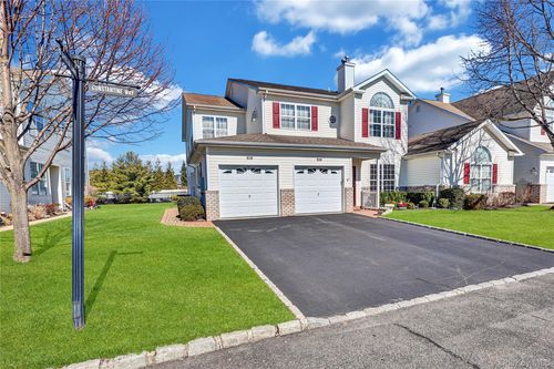 85 Constantine Way, Mount Sinai, NY, 11766-3006 | Card Image