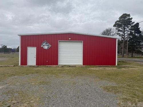 301 W Madison St, Hazen, AR, 72064-9586 | Card Image