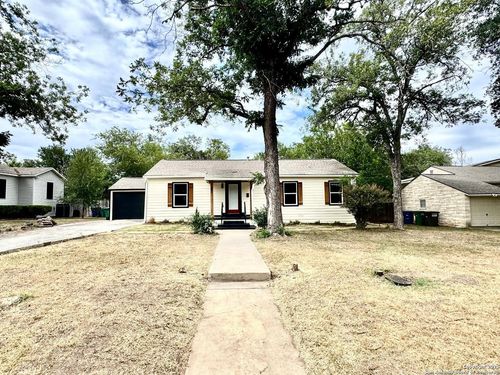 221 Larchmont Dr, San Antonio, TX, 78209-4270 | Card Image