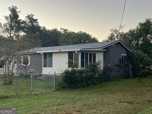 277 W New York Ave, LAKE HELEN, FL, 32744-2422 | Card Image