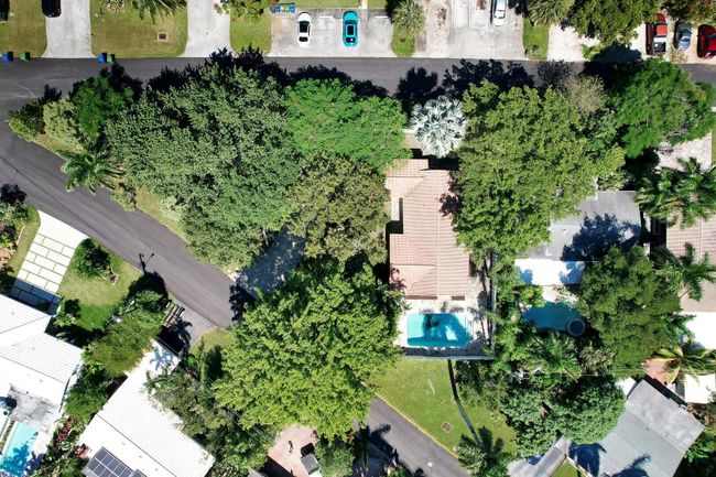 141 Ne 30th Street, House other with 3 bedrooms, 2 bathrooms and null parking in Wilton Manors FL | Image 27