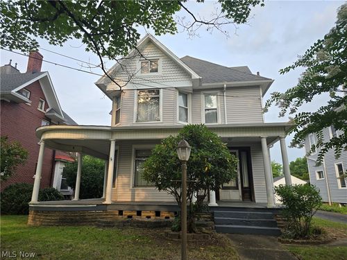 407 Williams Ave, Williamstown, WV, 26187-1245 | Card Image