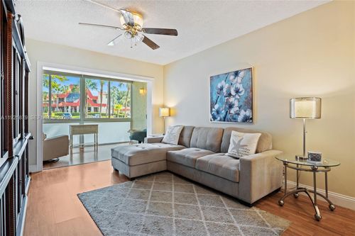 apt-102-3140 Holiday Springs Blvd, Margate, FL, 33063-5414 | Card Image