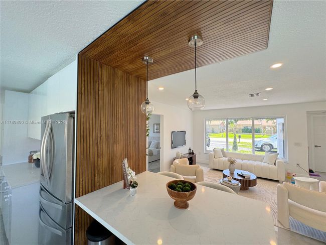 8911 Nw 7 Th Ct, House other with 3 bedrooms, 2 bathrooms and null parking in Pembroke Pines FL | Image 9