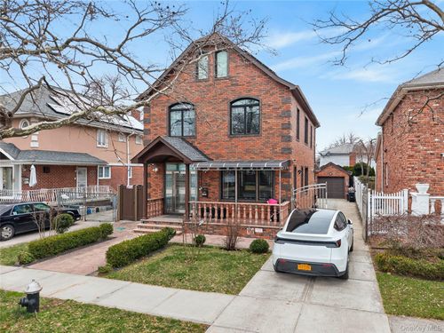 151-23 26th Ave, Flushing, NY, 11354-1515 | Card Image