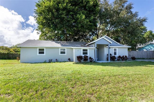 3109 Se Amherst St, House other with 3 bedrooms, 2 bathrooms and null parking in Stuart FL | Image 15
