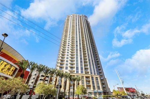2909-200 W Sahara Ave, Las Vegas, NV, 89102-5002 | Card Image