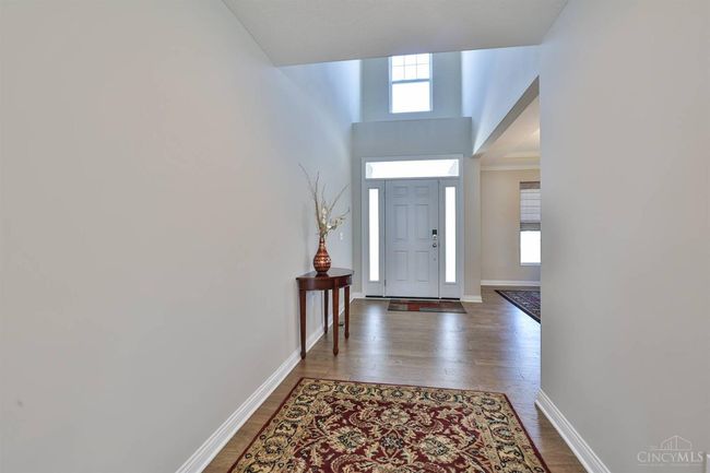 684 Newton Dr, House other with 4 bedrooms, 4 bathrooms and null parking in Beavercreek OH | Image 5