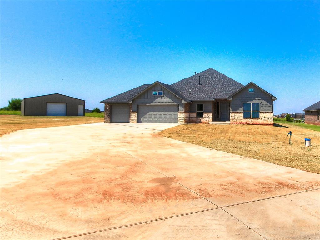 Oak Tree Cir, Edmond, OK 73025
