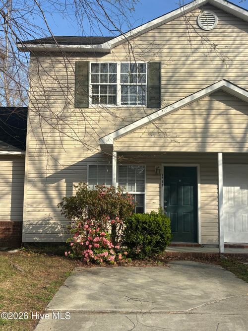 1111 Pueblo Dr, Jacksonville, NC, 28546-8375 | Card Image