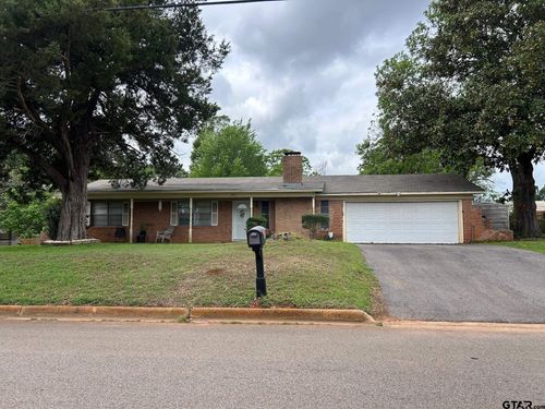 201 Shamrock Dr, Palestine, TX, 75803 | Card Image