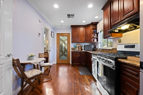 608 Yolo Street, West Sacramento, CA, 95605 | Card Image