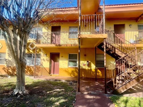 731-731 Wyman Ct, ORLANDO, FL, 32809-7159 | Card Image