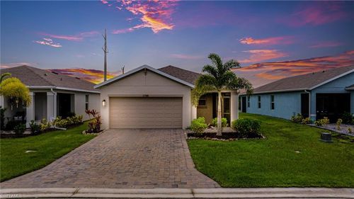 2788 Star Coral Dr, NORTH FORT MYERS, FL, 33903-1487 | Card Image
