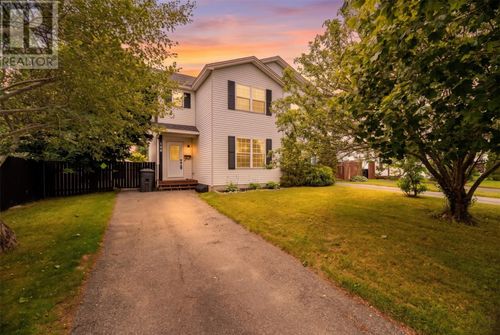 146 Smallwood Dr, Mount Pearl, NL, A1N5B3 | Card Image