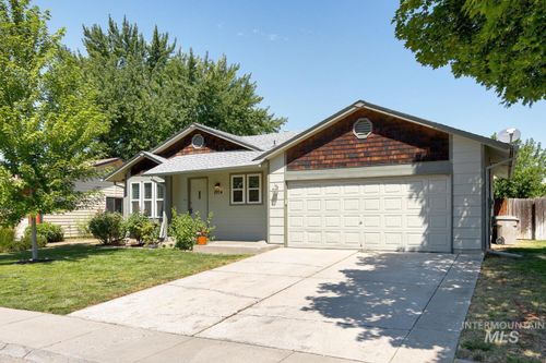 8904 W Canterbury St, Boise, ID, 83704-6303 | Card Image