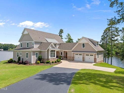 976 Estate Rd, Semora, NC, 27343-7229 | Card Image