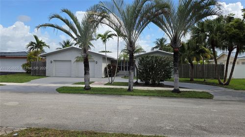 1245 Coral Ln, Hollywood, FL, 33019-2203 | Card Image