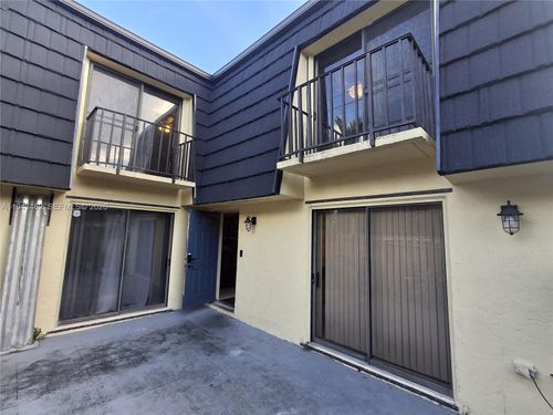 279 Woodland Rd, Palm Springs, FL, 33461-1057 | Card Image