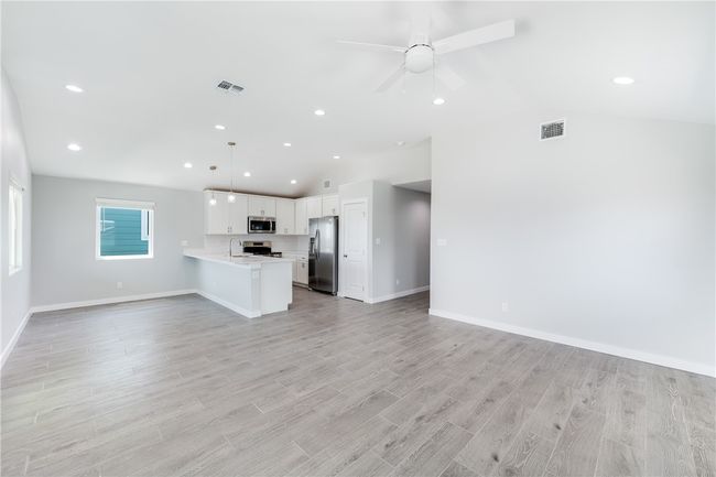199 Flounder Dr, House other with 4 bedrooms, 3 bathrooms and null parking in Port Aransas TX | Image 5