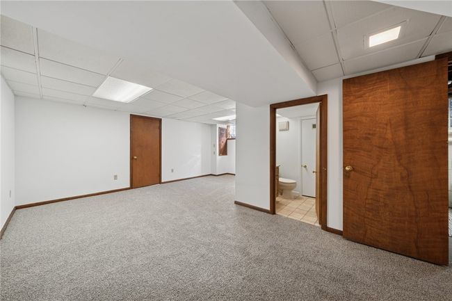 304 E Patty Ln, House other with 3 bedrooms, 2 bathrooms and 1 parking in Monroeville PA | Image 20