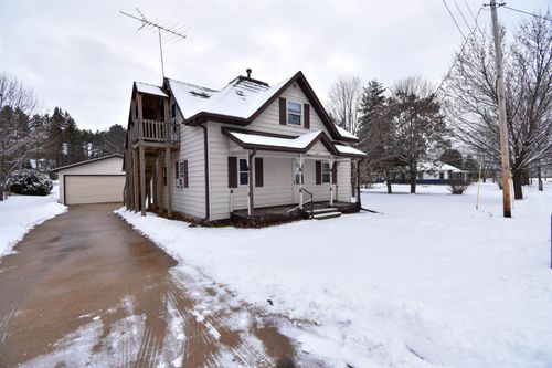 409 W Parker Street, WEYAUWAGA, WI, 54983 | Card Image