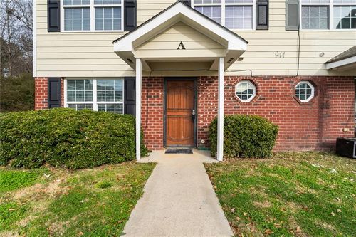 944 Old Mill Pt, Monroe, GA, 30655-2876 | Card Image