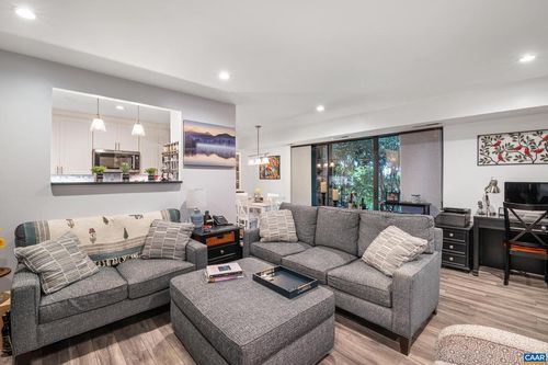 apt-105-511 1st St N, CHARLOTTESVILLE, VA, 22902-4601 | Card Image