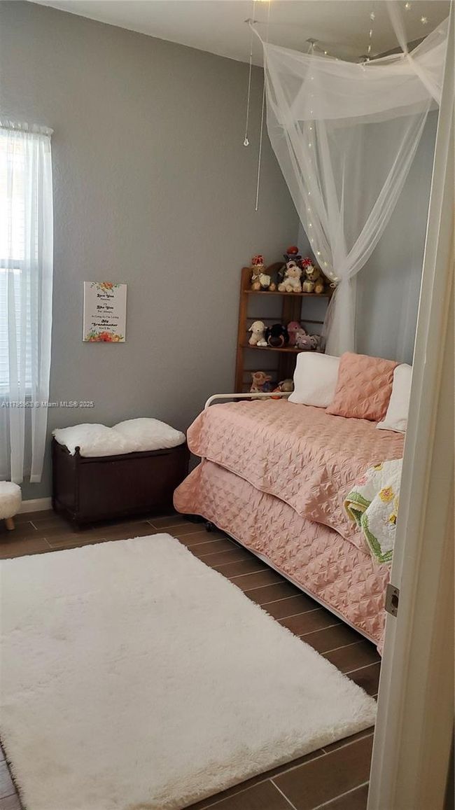 7310 Nw 17 Th Ct, House other with 4 bedrooms, 2 bathrooms and null parking in Pembroke Pines FL | Image 38