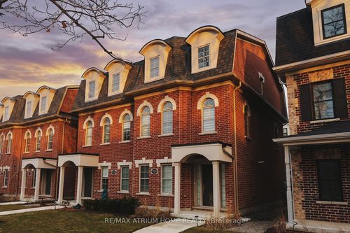 9797 Keele St, Maple, ON, L6A5E3 | Card Image