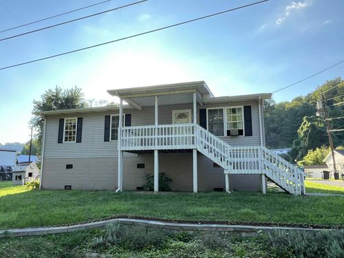749 N Highway 413, Baxter, KY, 40806-8600 | Card Image