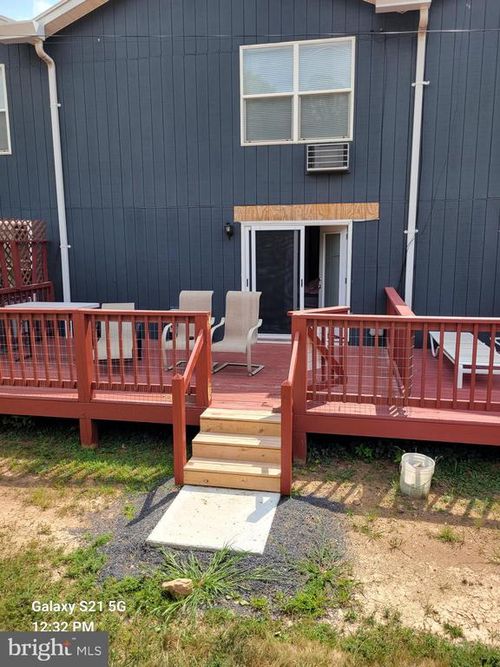 3015 Avalon Rd, Paw Paw, WV, 25434-8927 | Card Image