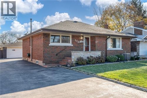 173 W 23rd St, Hamilton, ON, L9C4V8 | Card Image