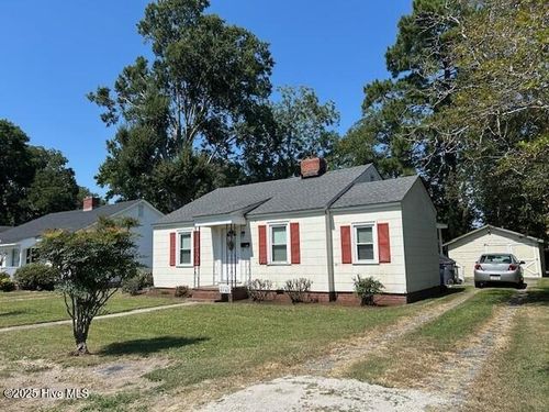 202 Woodland Cir, Hertford, NC, 27944-1535 | Card Image