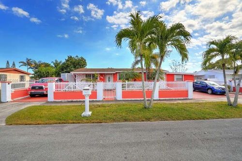 19491 Sw 121st Ave, Miami, FL, 33177-4313 | Card Image