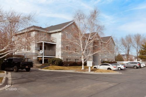 apt-18-30 7500, Midvale, UT, 84047-2071 | Card Image