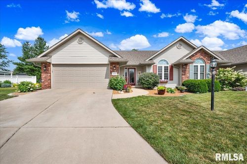 1619 Holland Ct, Chillicothe, IL, 61523-1379 | Card Image