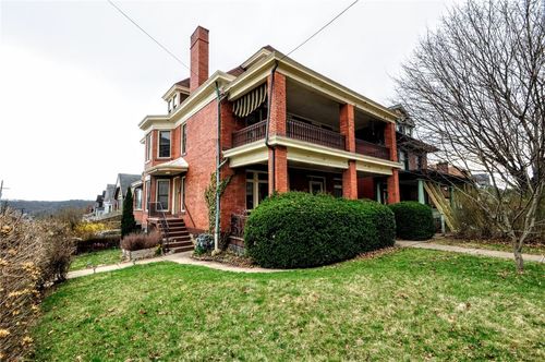 918 California Ave, Avalon, PA, 15202-2710 | Card Image