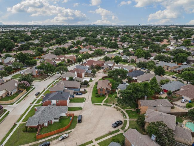 1404 Ranchview Ct, House other with 3 bedrooms, 3 bathrooms and null parking in Carrollton TX | Image 33