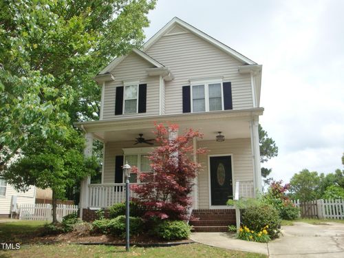 513 E Maple Avenue, Holly Springs, NC, 27540 | Card Image