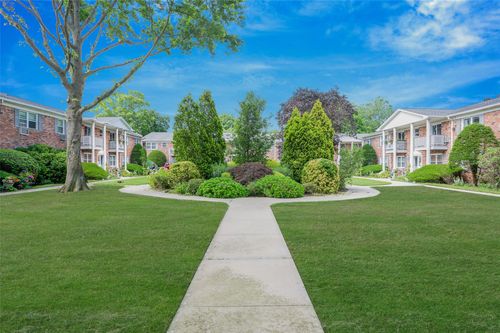 54-54 Fairharbor Dr, Patchogue, NY, 11772-3325 | Card Image