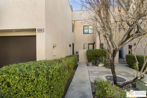975 Village Sq S, Palm Springs, CA, 92262-7599 | Card Image